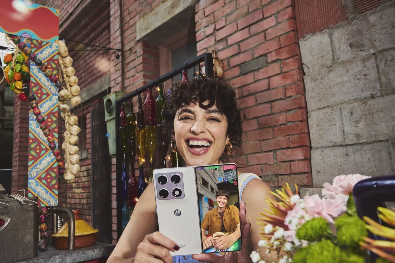 Motorola razr fold w przedsprzedaży. Drogo i bez zaskoczeń Składany smartfon motorola razr fold.