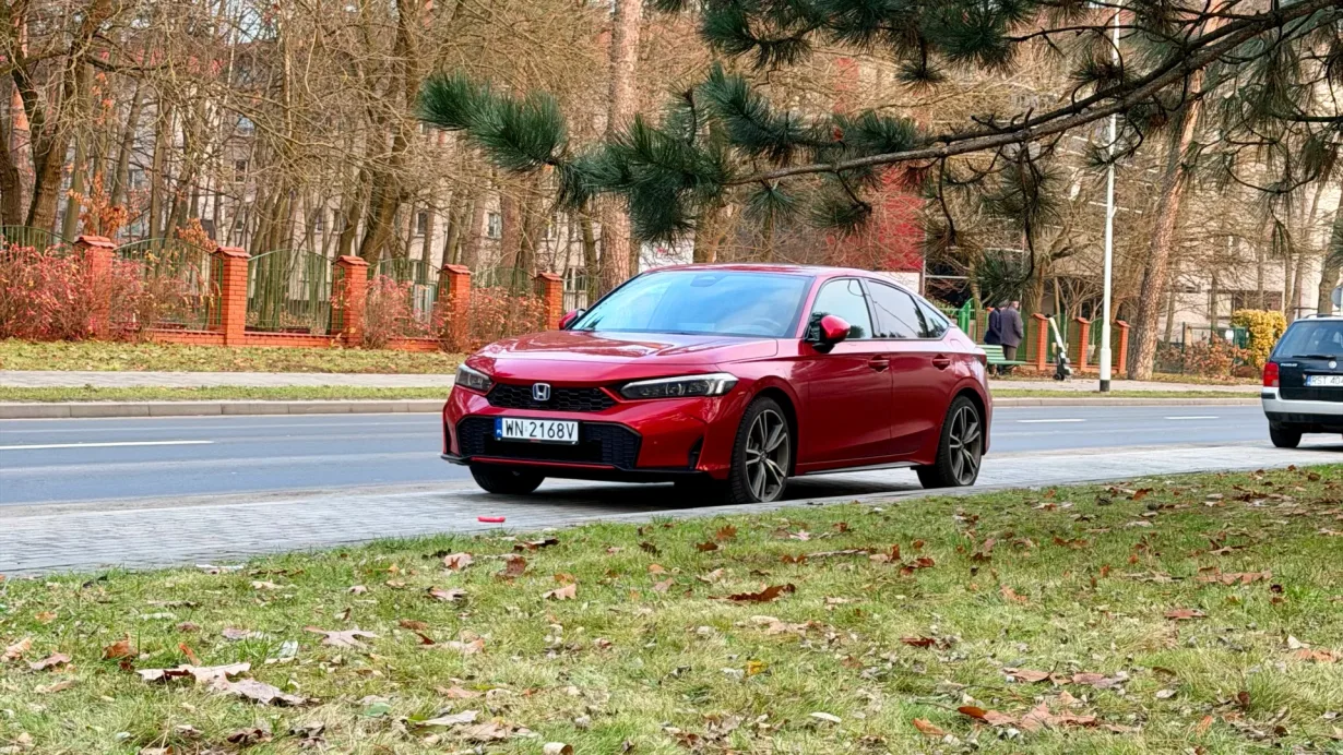 Honda Civic e:HEV po liftingu.