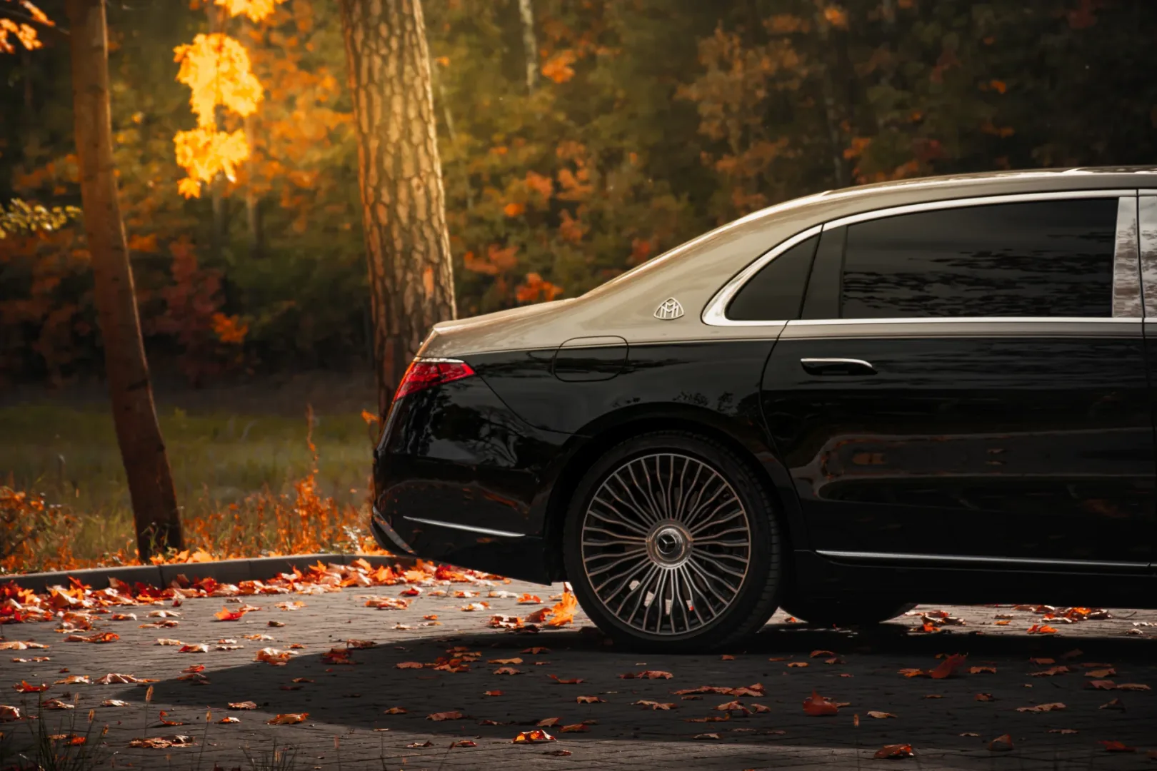 Tydzień z Mercedes-Maybach S 680. Nie wypada go prowadzić Mercedes-Maybach S 680 6.0 V12. Fot.: Ernest Dragan.