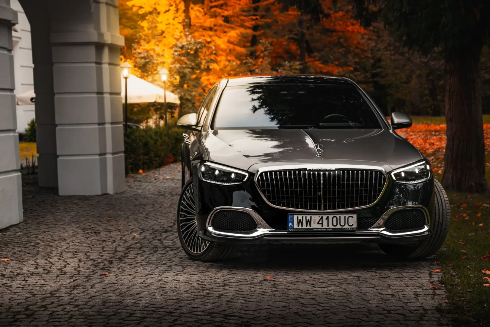 Tydzień z Mercedes-Maybach S 680. Nie wypada go prowadzić Mercedes-Maybach S 680 6.0 V12. Fot.: Ernest Dragan.