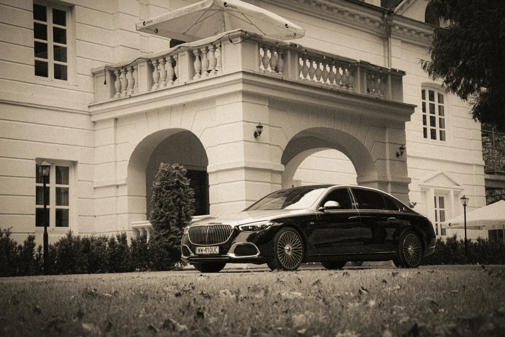 Tydzień z Mercedes-Maybach S 680. Nie wypada go prowadzić Mercedes-Maybach S 680 6.0 V12. Fot.: Ernest Dragan.
