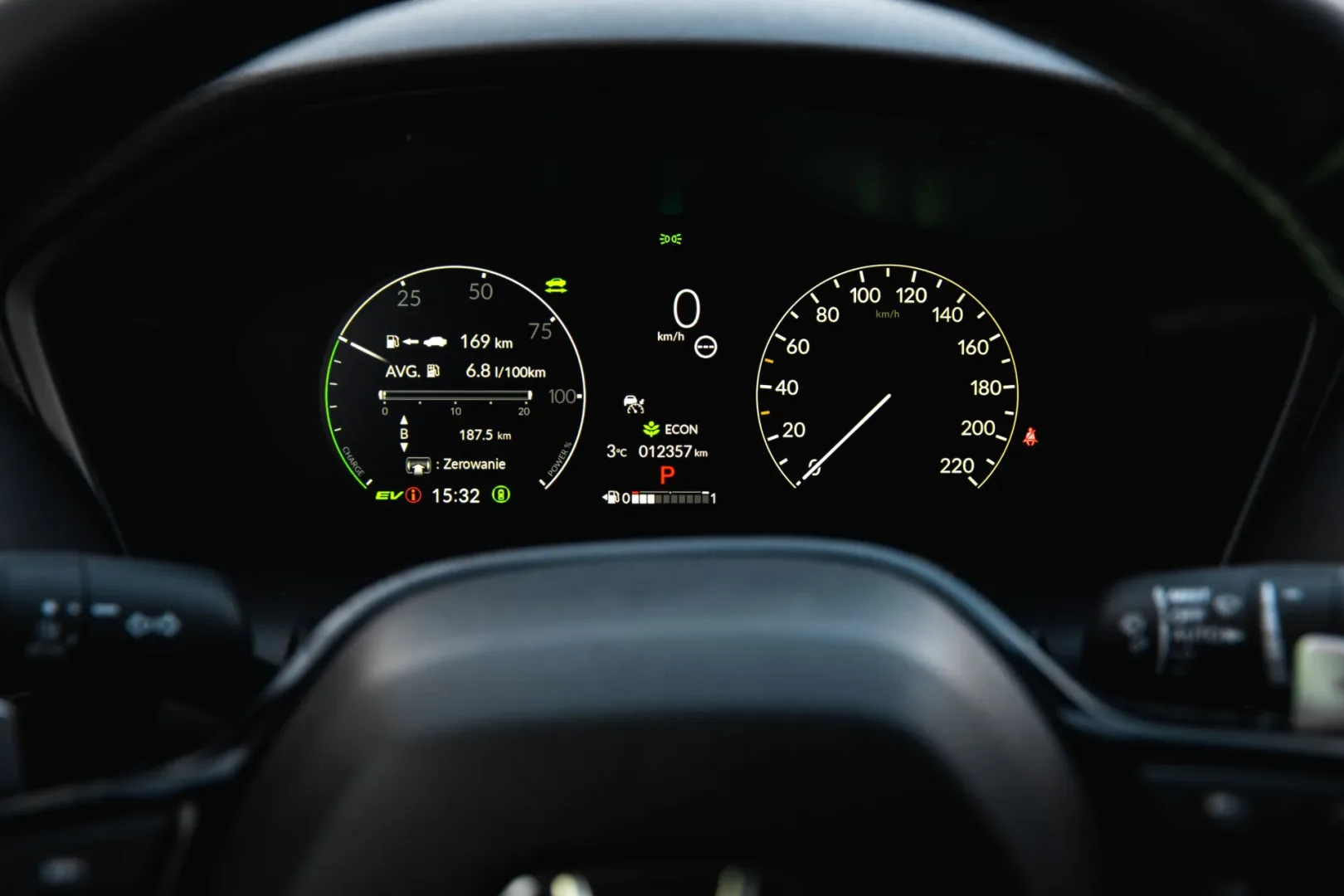 Honda ZR-V 2.0 i-MMD e:HEV CVT. Fot.: Ernest Dragan.