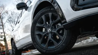 Honda ZR-V 2.0 i-MMD e:HEV CVT. Fot.: Ernest Dragan.
