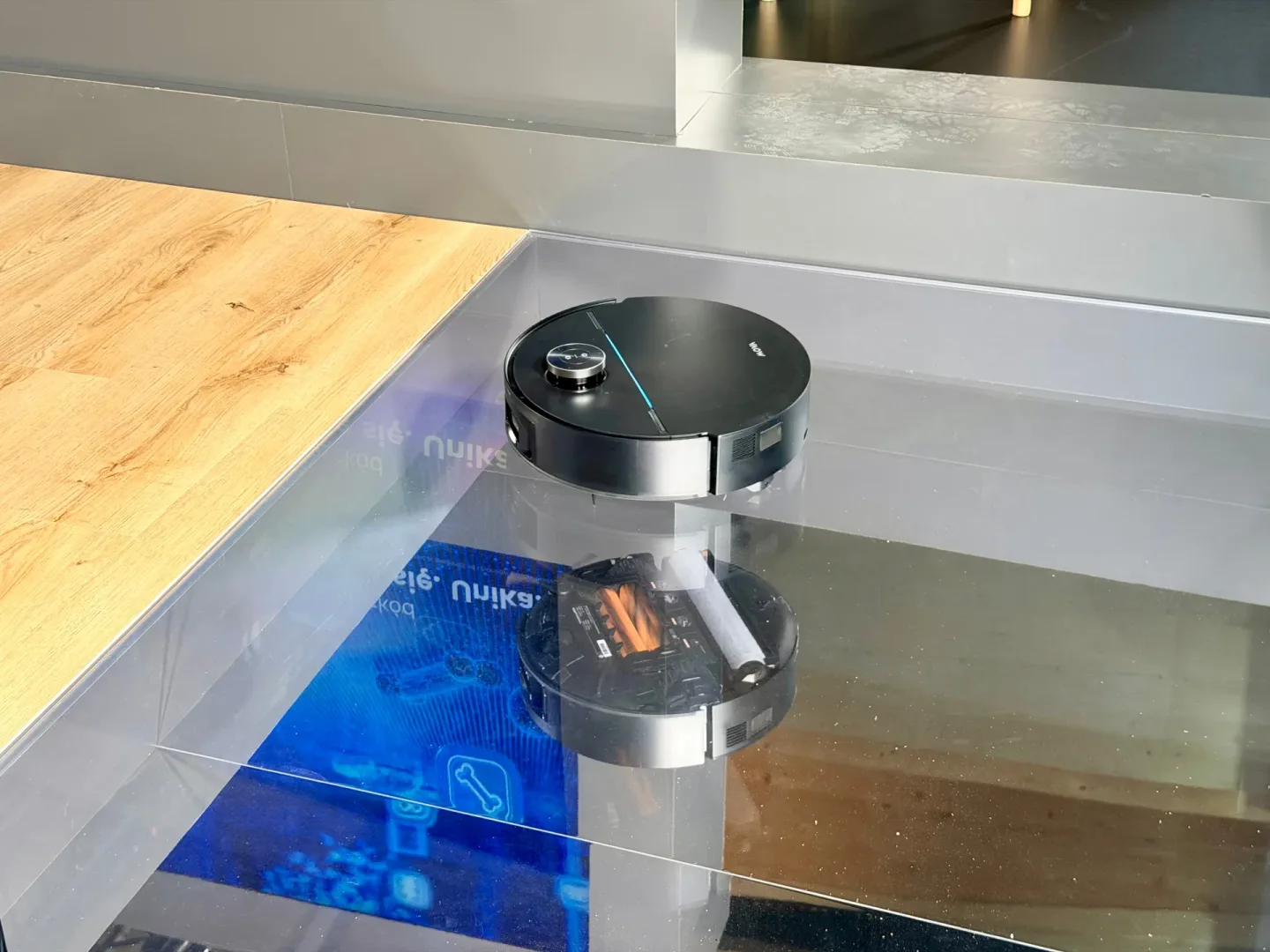 Robot sprzątający MOVA Z70 Ultra Roller