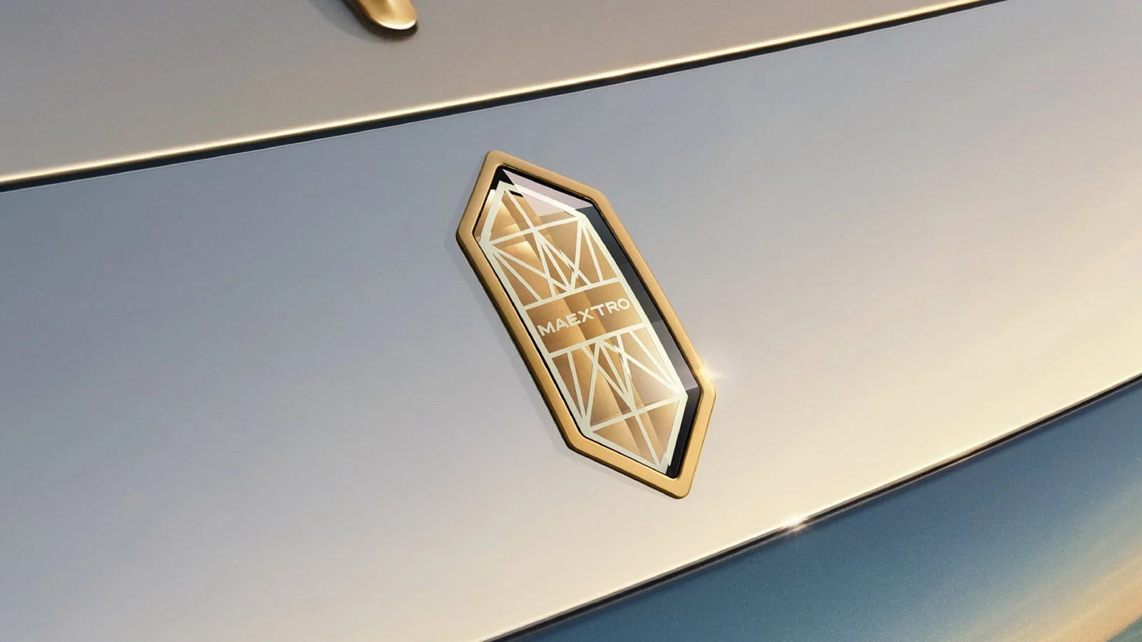 Chiński Maextro S800 ze złotymi dodatkami. Europa uwierzy? Maextro S800 Grand Design