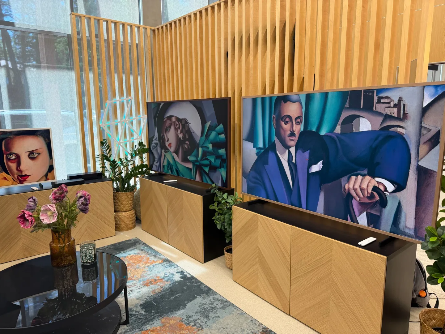 Nowe telewizory Samsung AI TV 2026 - widzieliśmy je na żywo Samsung AI TV 2026 - relacja z wydarzenia.