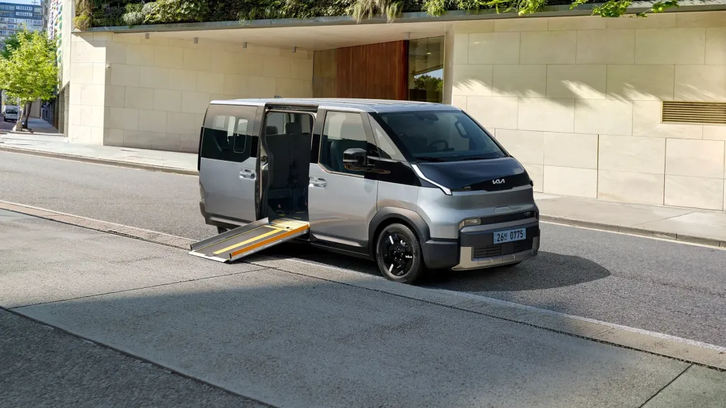 Kia PV5 WAV Side Entry