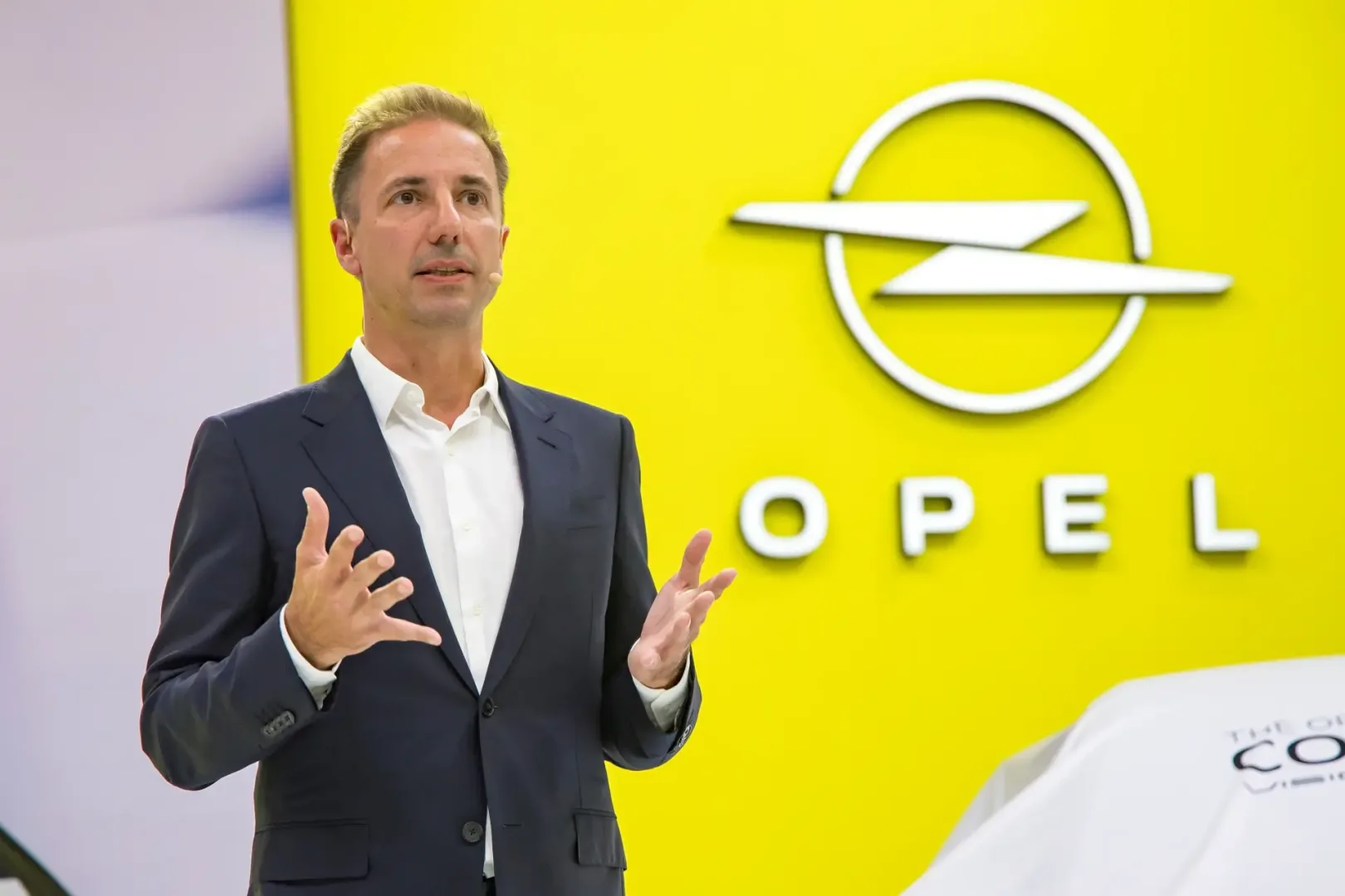 nowy Opel SUV