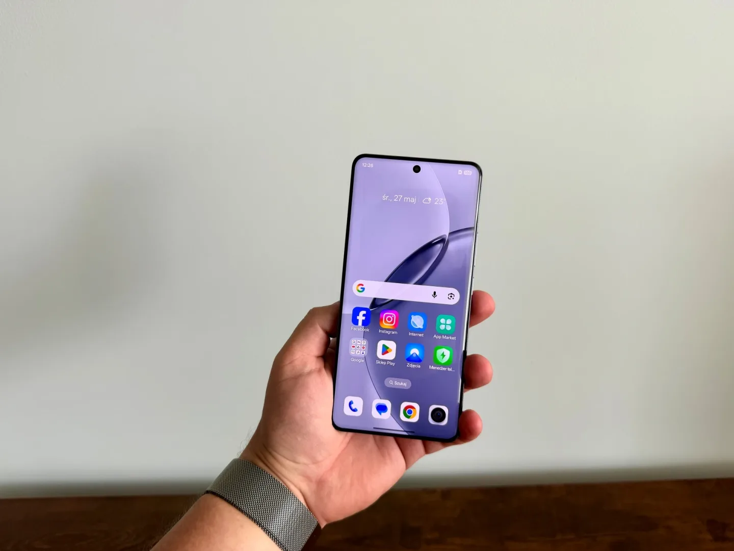 Przetestowałem realme 16 Pro+. Wielka bateria, wielki zoom realme 16 Pro+
