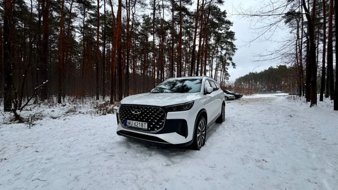 Test Chery Tiggo 8 PHEV - duży, wygodny SUV z napędem hybrydowym.