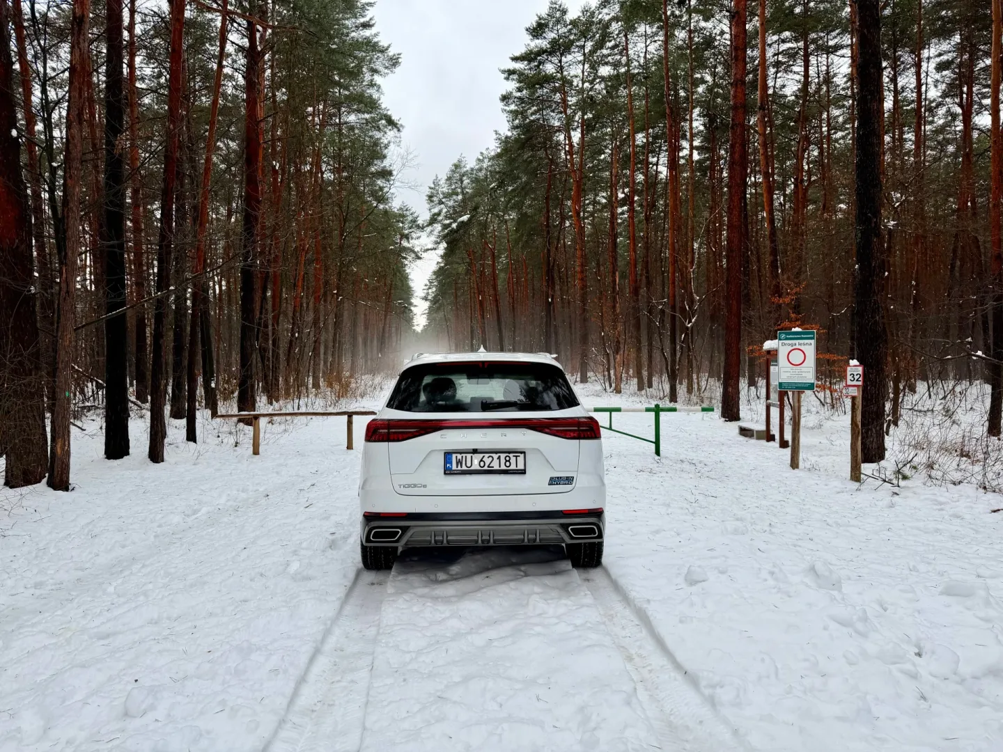Test Chery Tiggo 8 PHEV - duży, wygodny SUV z napędem hybrydowym.