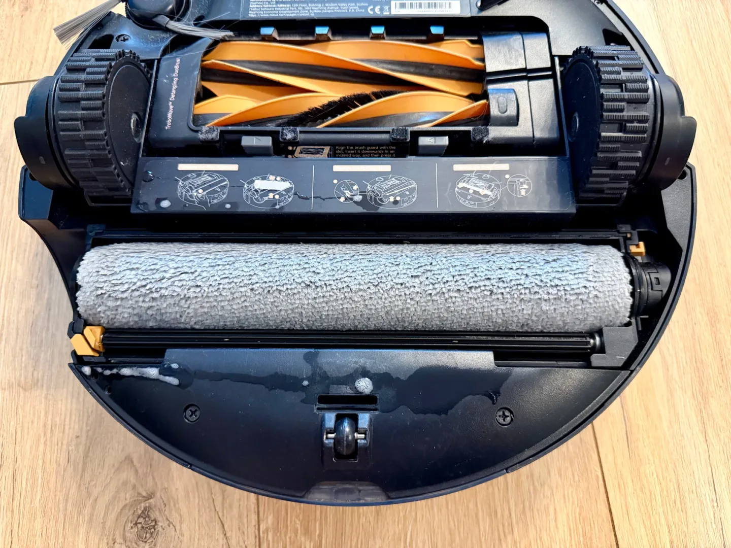 MOVA Z60 Ultra Roller Complete - robot sprzątający z rolką mopującą.