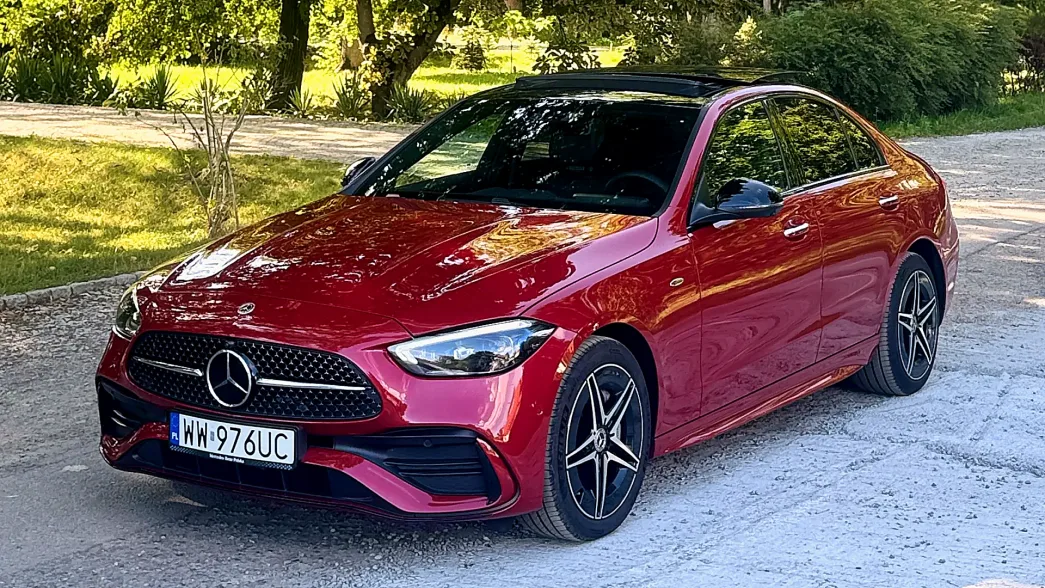 Mercedes-Benz Klasa C 300 e 4MATIC