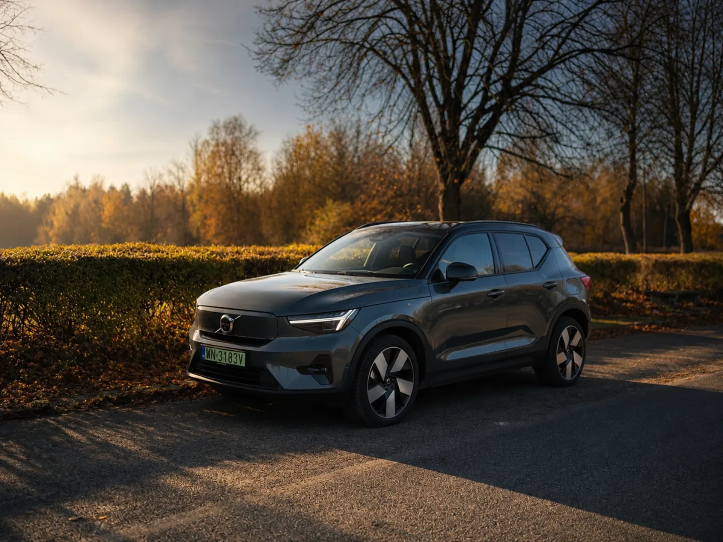 2025 Volvo EX40 Ultra Twin Motor Performance 