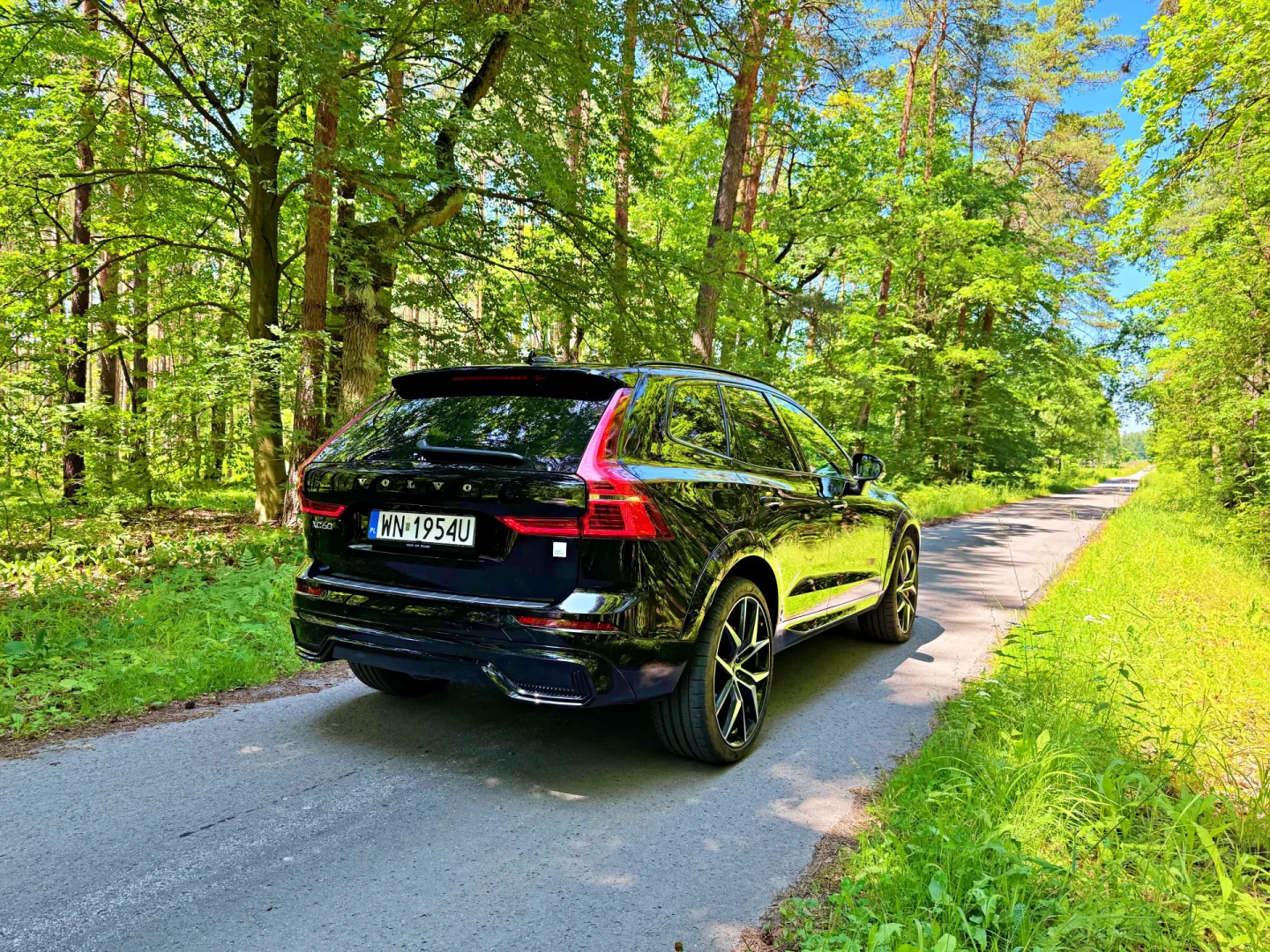 Jeździłem Volvo XC60 T8 Polestar. Potrzebujesz tych 455 KM? Volvo XC60 T8 eAWD Polestar Engineered