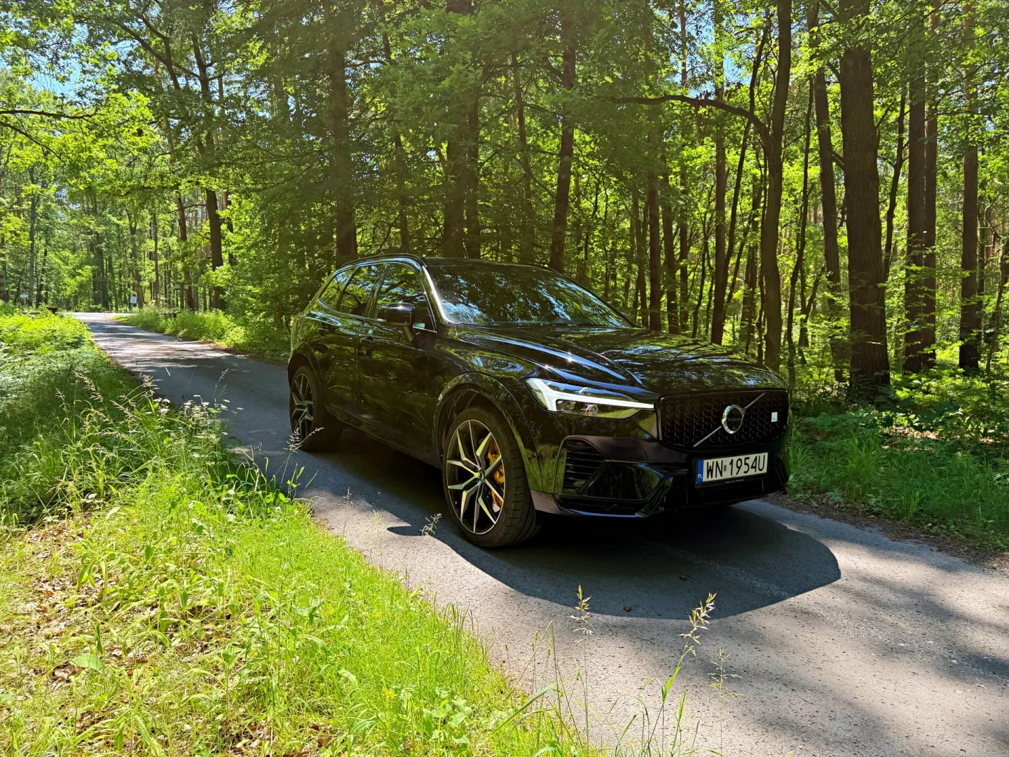 Jeździłem Volvo XC60 T8 Polestar. Potrzebujesz tych 455 KM? Volvo XC60 T8 eAWD Polestar Engineered