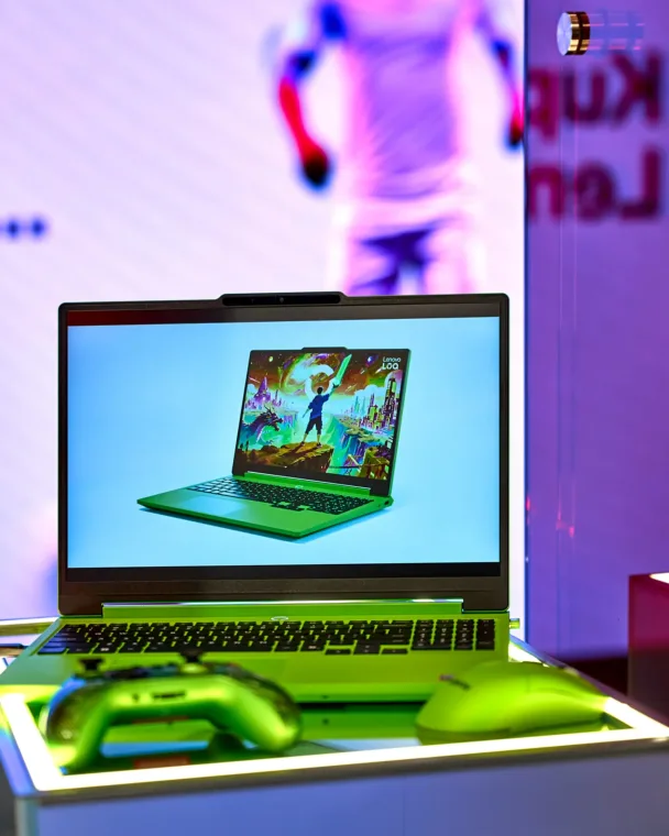 Lenovo LOQ 15AHP11