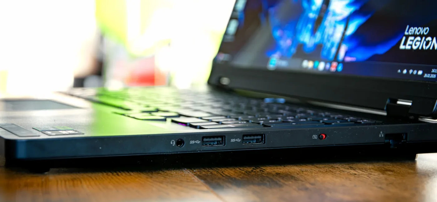 Lenovo Legion Pro 5i Gen 10 16IAX10H. Fot.: Ernest Dragan.