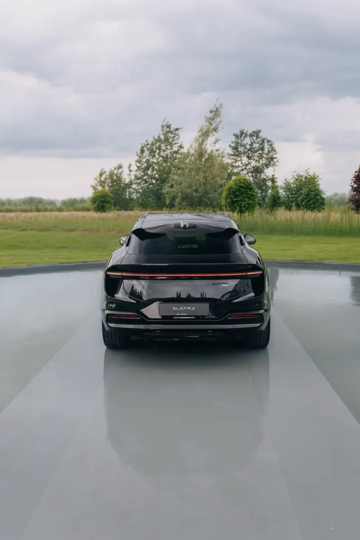 Lotus Eletre X
