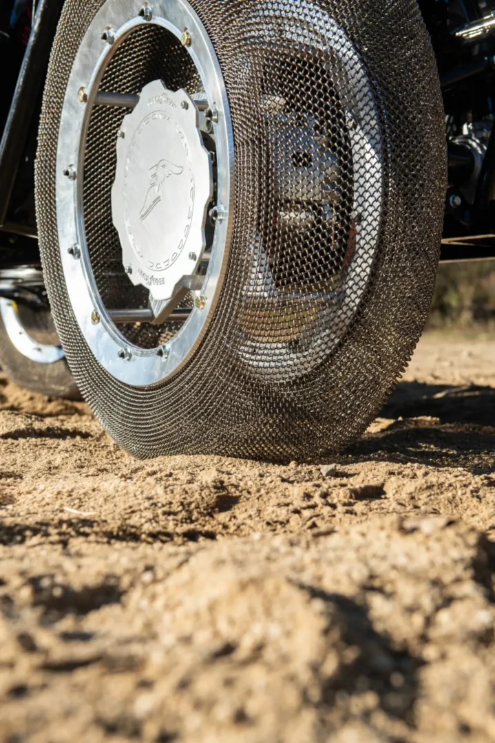 Opony księżycowe Goodyear: tam nie ma lawety Opony księżycowe Goodyear