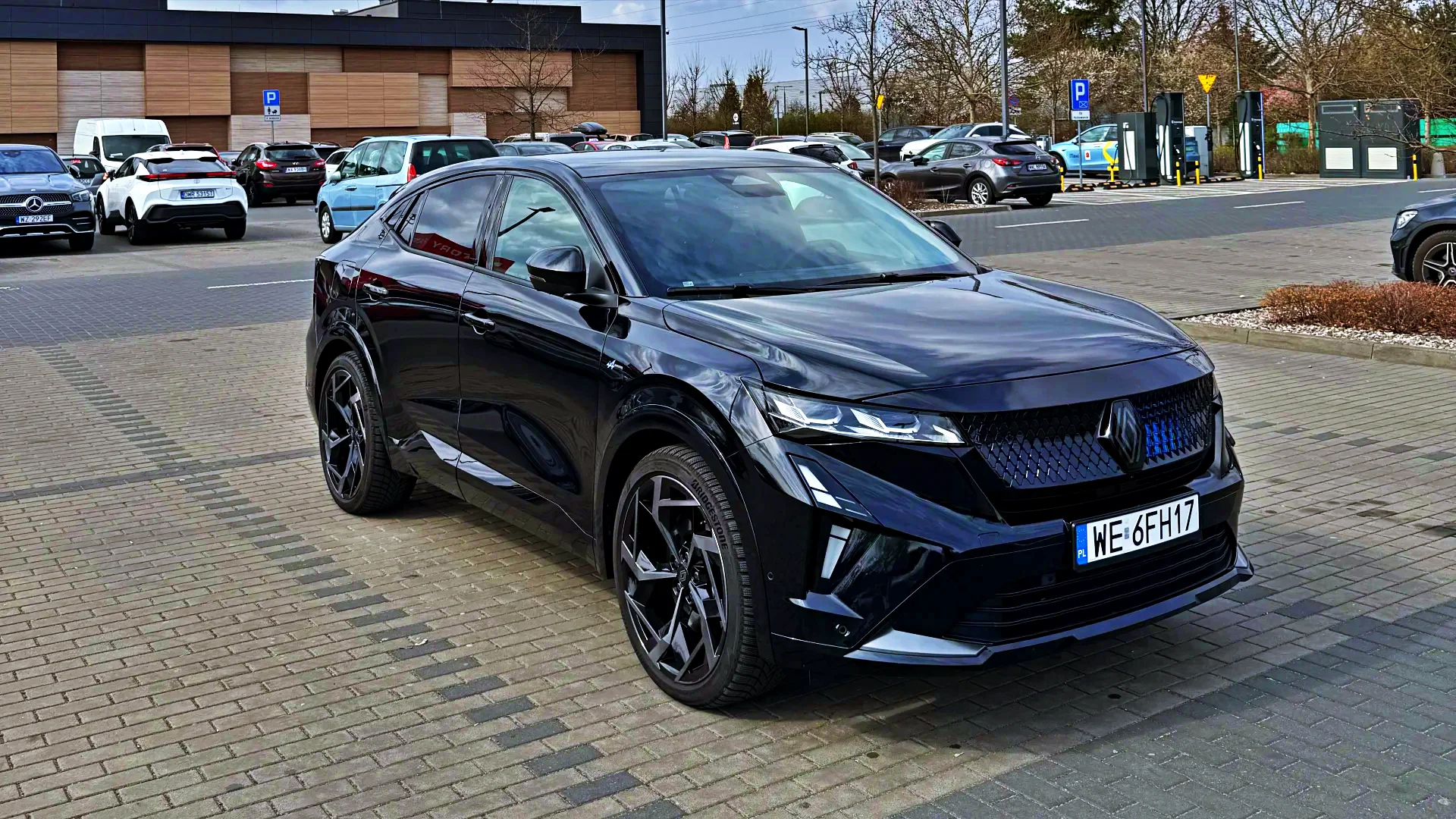 Renault Rafale E-Tech PHEV 4x4 atelier Alpine
