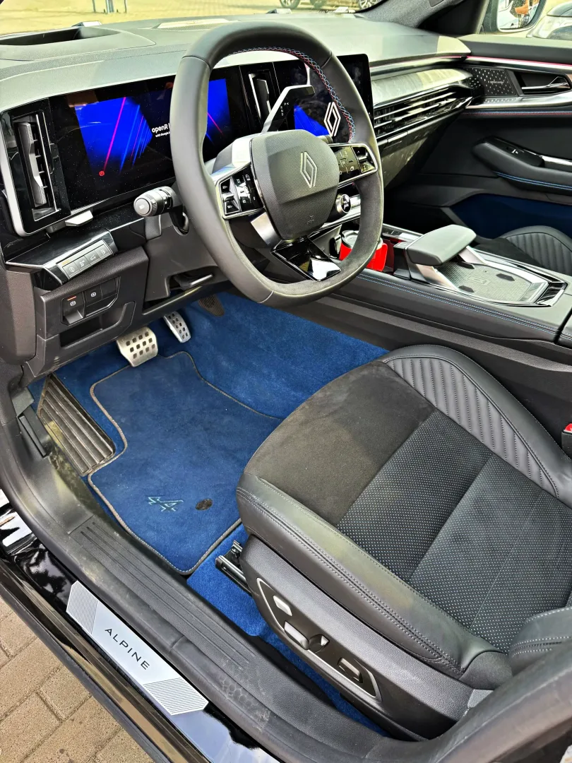 Renault Rafale E-Tech PHEV 4x4 atelier Alpine