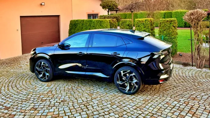 Renault Rafale E-Tech PHEV 4x4 atelier Alpine