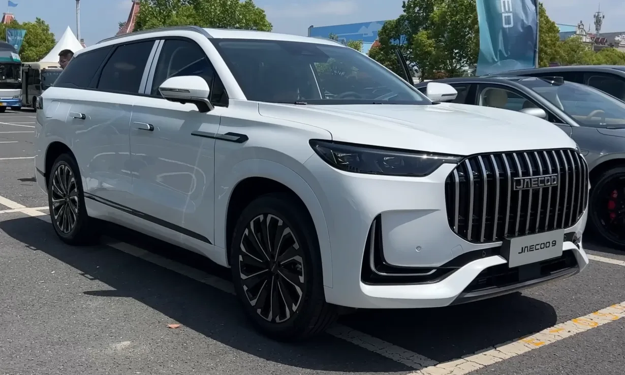Luksusowy SUV z Chin: Jaecoo 9.