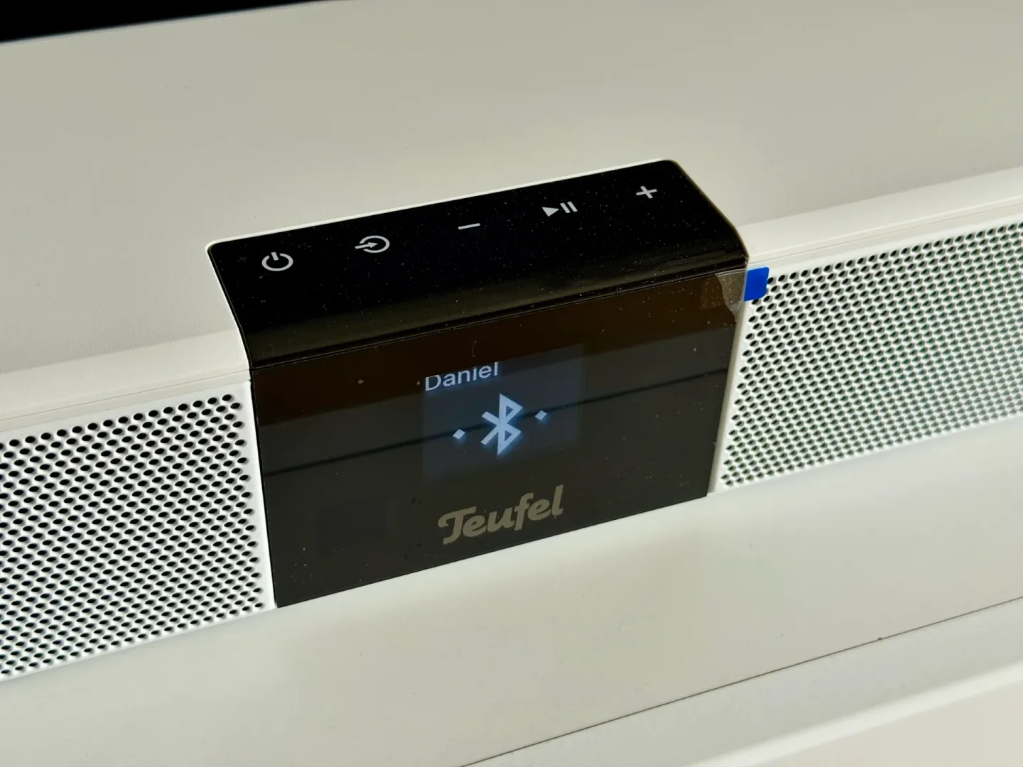 Teufel Cinebar 22
