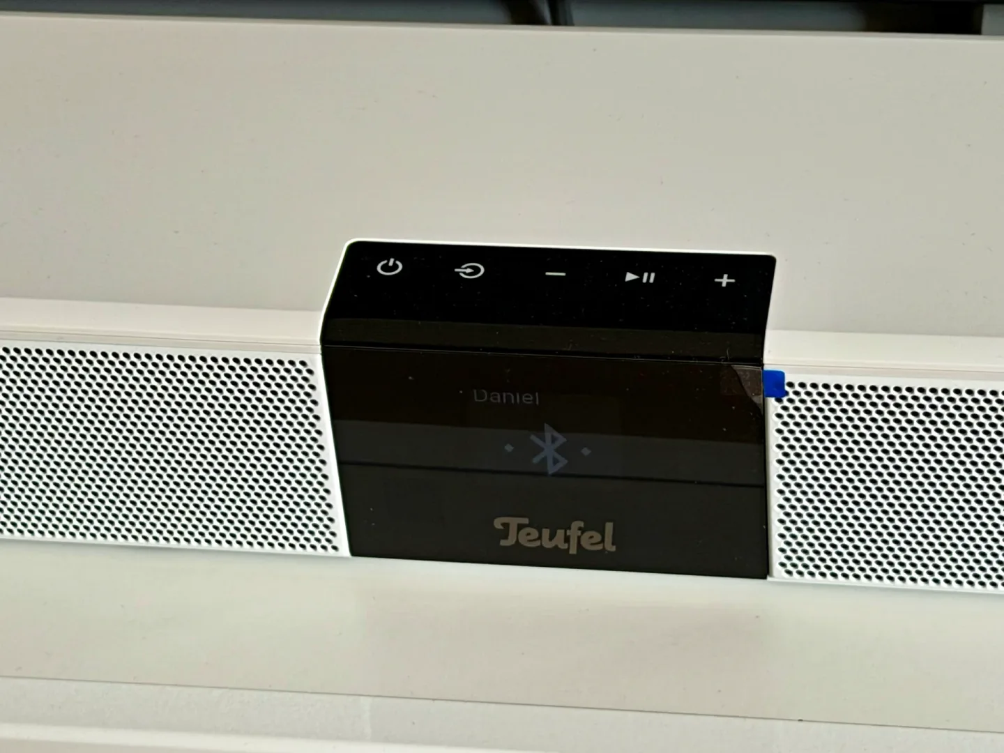 Teufel Cinebar 22