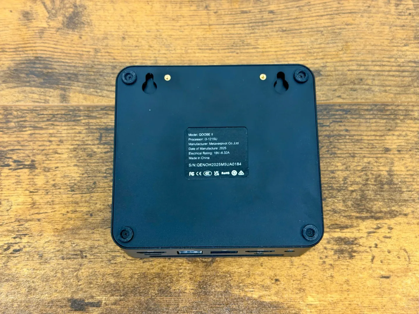 QOOBE II AP1215U