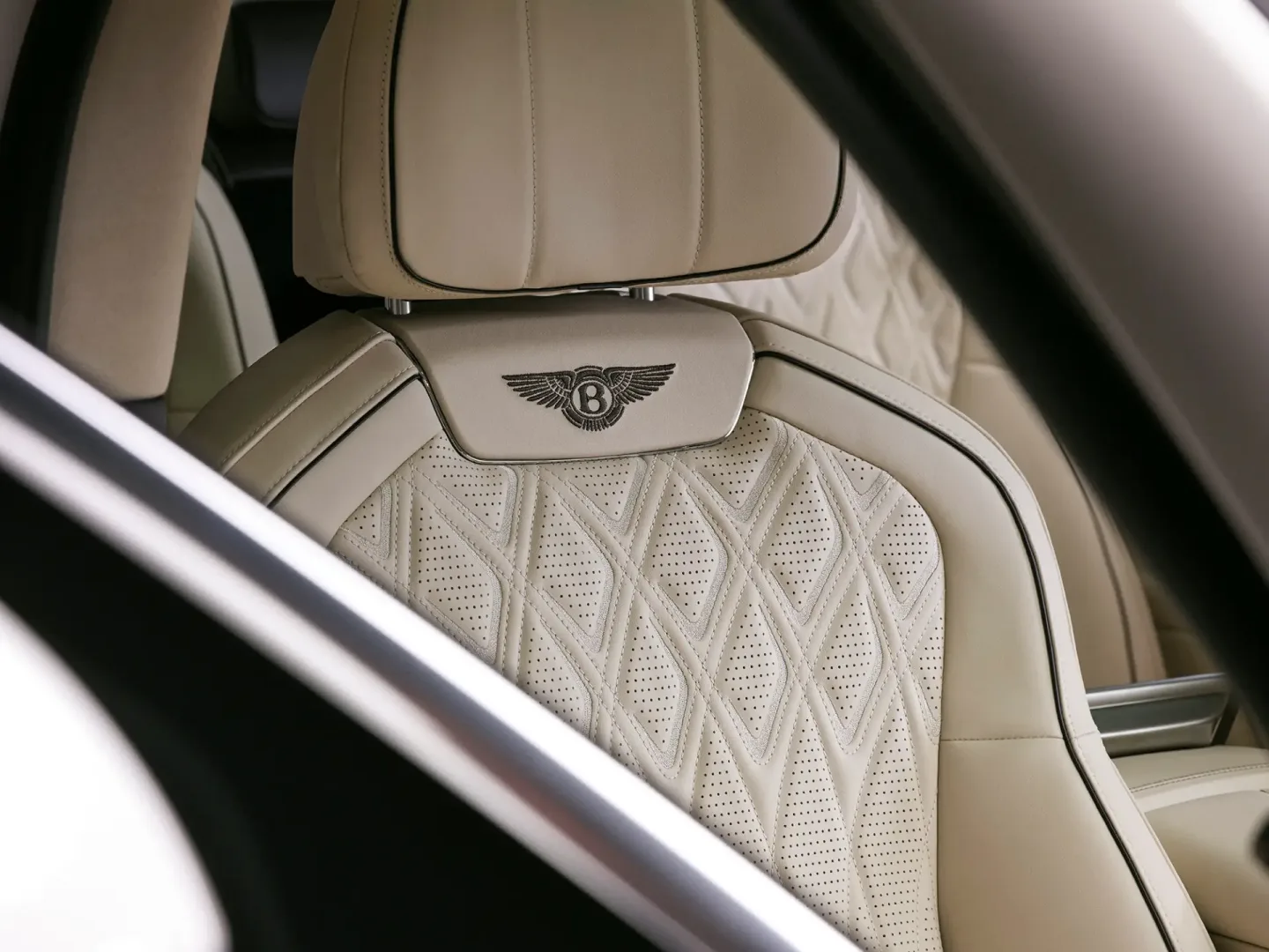 Nowy Bentley Flying Spur