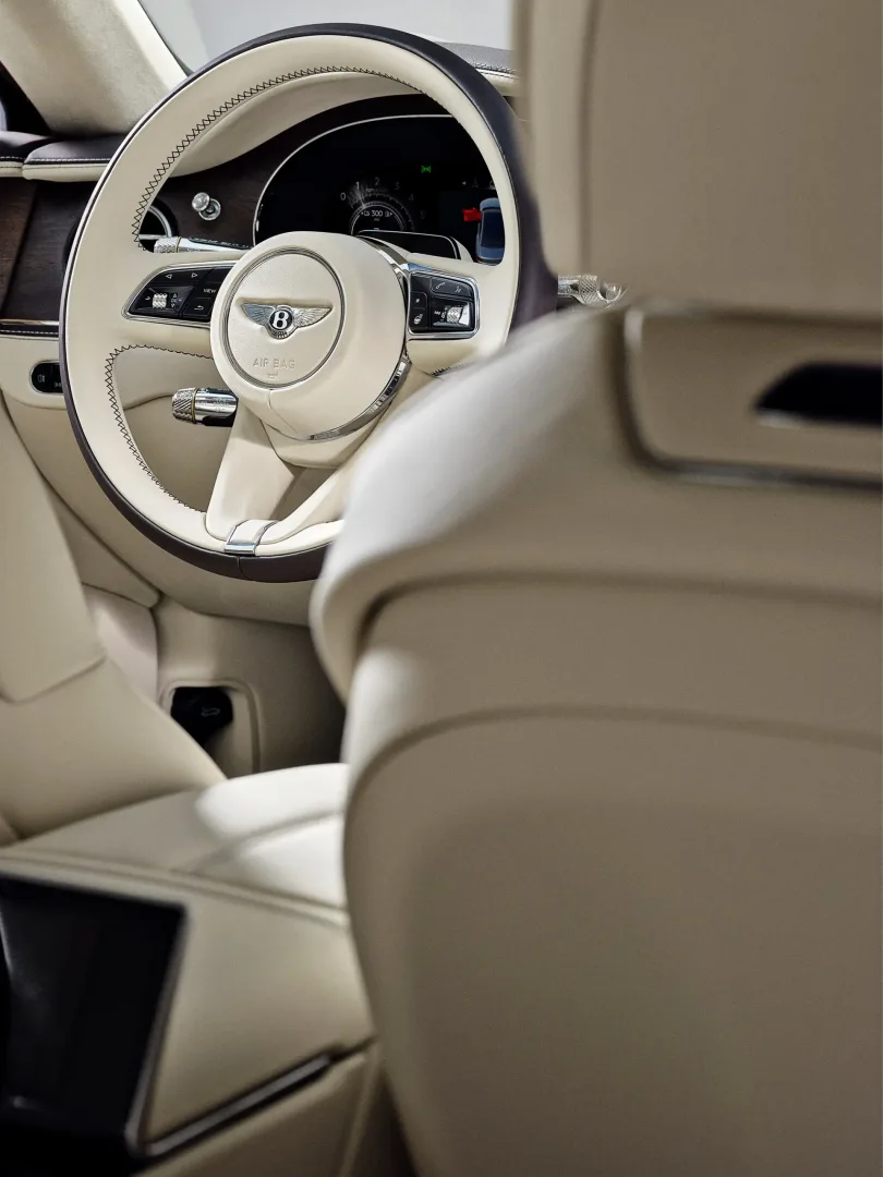 Nowy Bentley Flying Spur