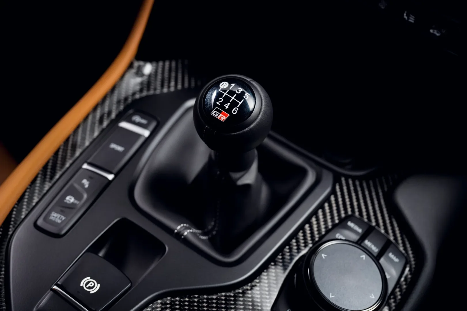 Elektryczna Toyota dostanie manual. Zgaśnie Ci na światłach Toyota GR SUPRA