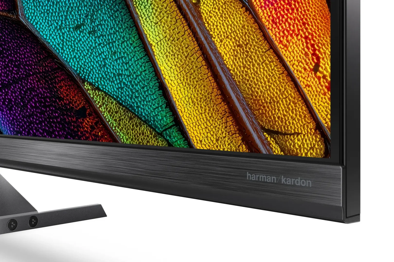 Sharp JM6000. Telewizor za 1799 zł z QLED, Dolby Vision i dźwiękiem HARMAN/KARDON Sharp JM6000
