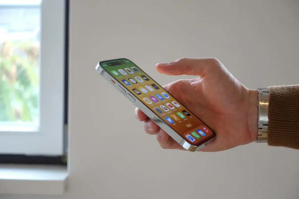 Wymiana baterii w iPhone jest konieczna, gdy wydajność spada.