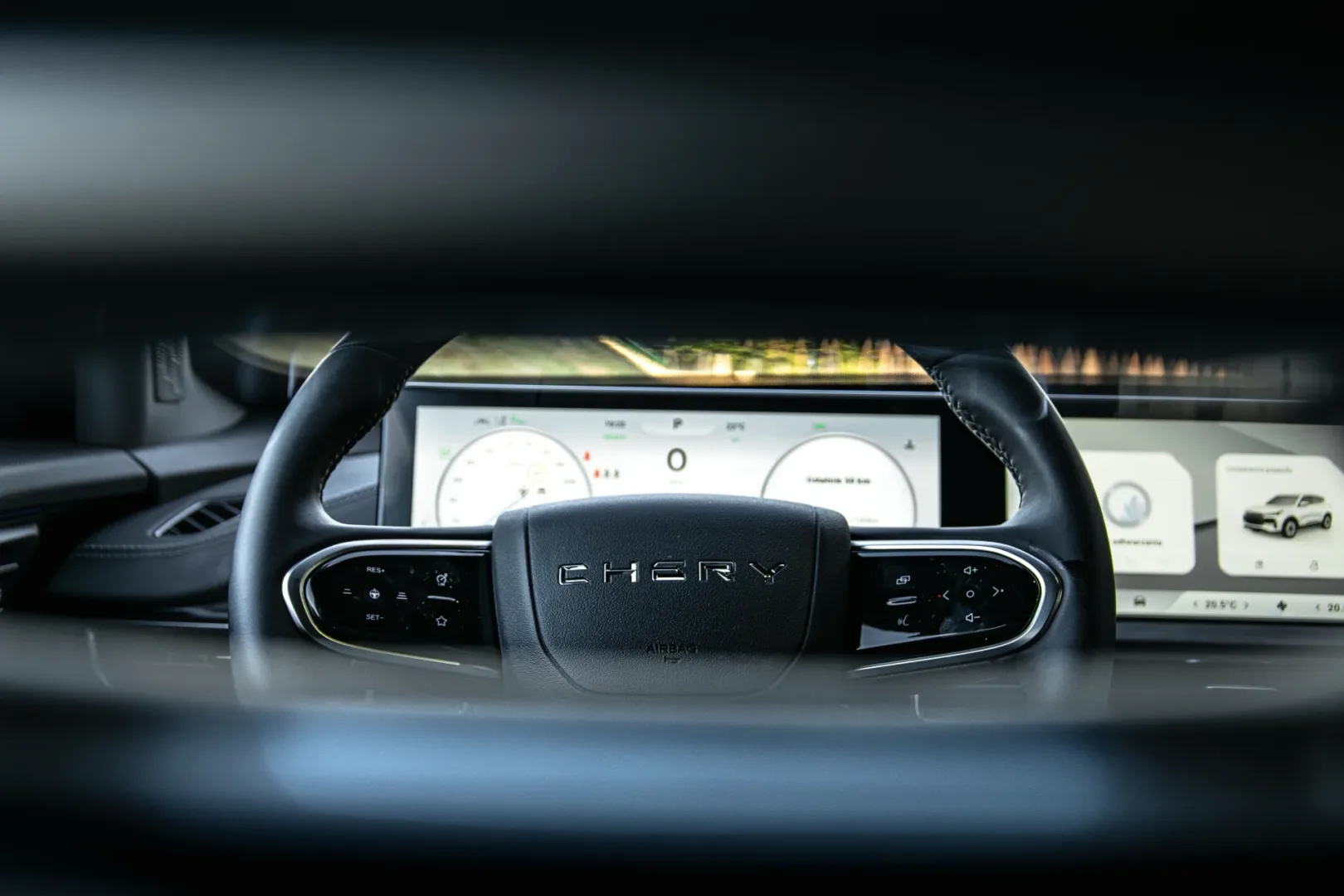 Chery Tiggo 4 HEV. Fot.: Ernest Dragan / MenWorld.pl.