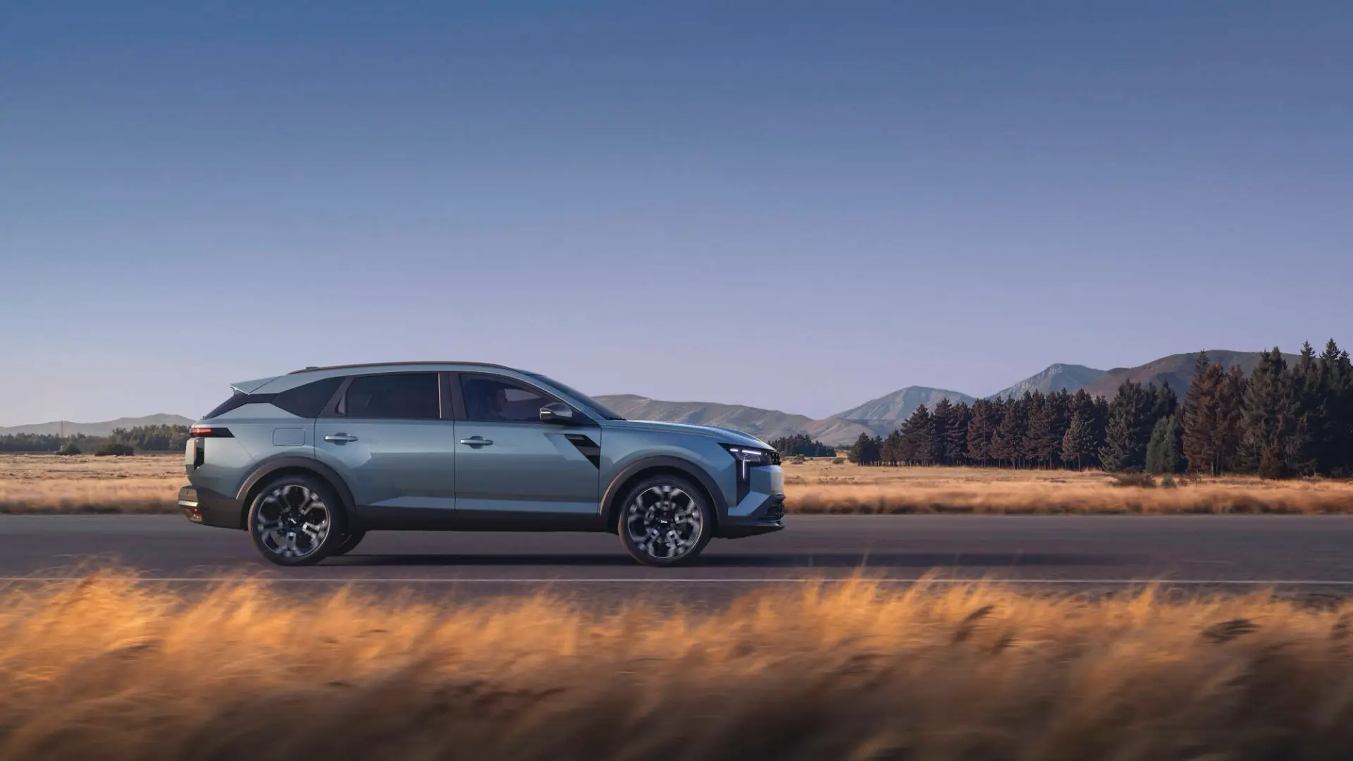 Dacia Striker. Dacia robi auto dla tych, którym SUV-y odjechały ceną Dacia Striker