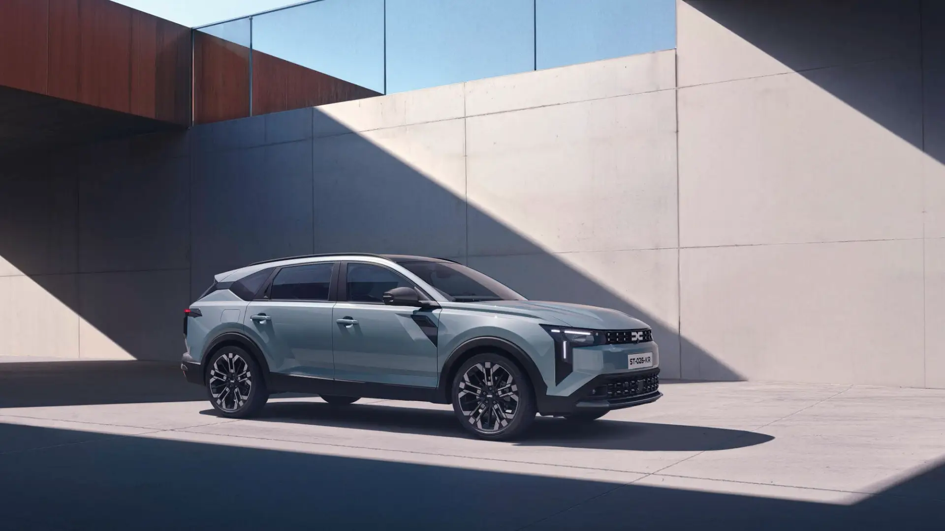 Dacia Striker. Dacia robi auto dla tych, którym SUV-y odjechały ceną Dacia Striker