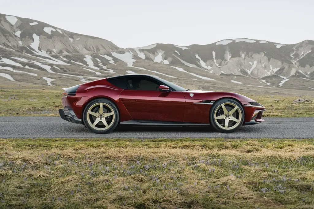 Ferrari 12Cilindri Manuale