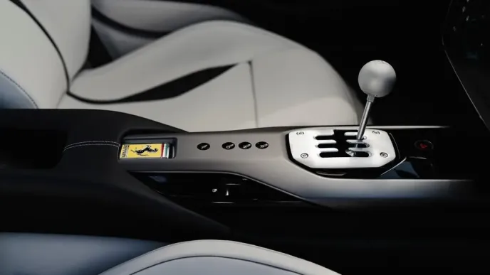 Ferrari 12Cilindri Manuale