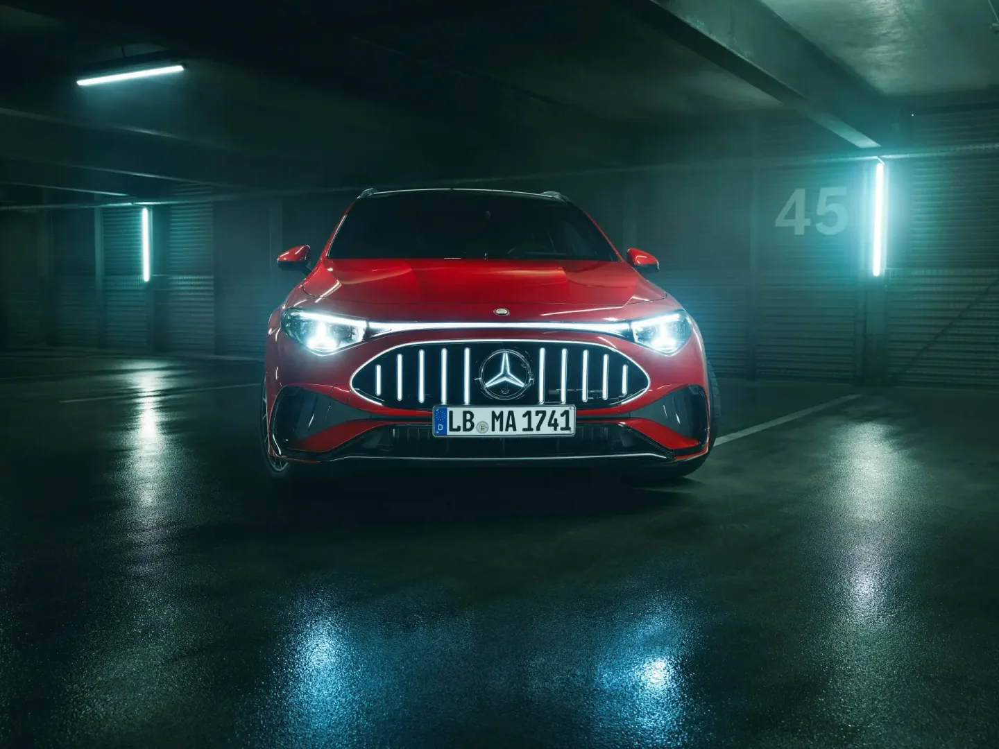 Mercedes-AMG CLA 45 4MATIC+. To EV udaje prawdziwe AMG Mercedes-AMG CLA 45 4MATIC+