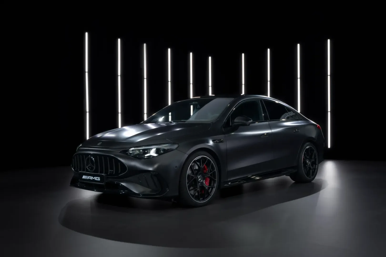 Mercedes-AMG CLA 45 4MATIC+. To EV udaje prawdziwe AMG Mercedes-AMG CLA 45 4MATIC+