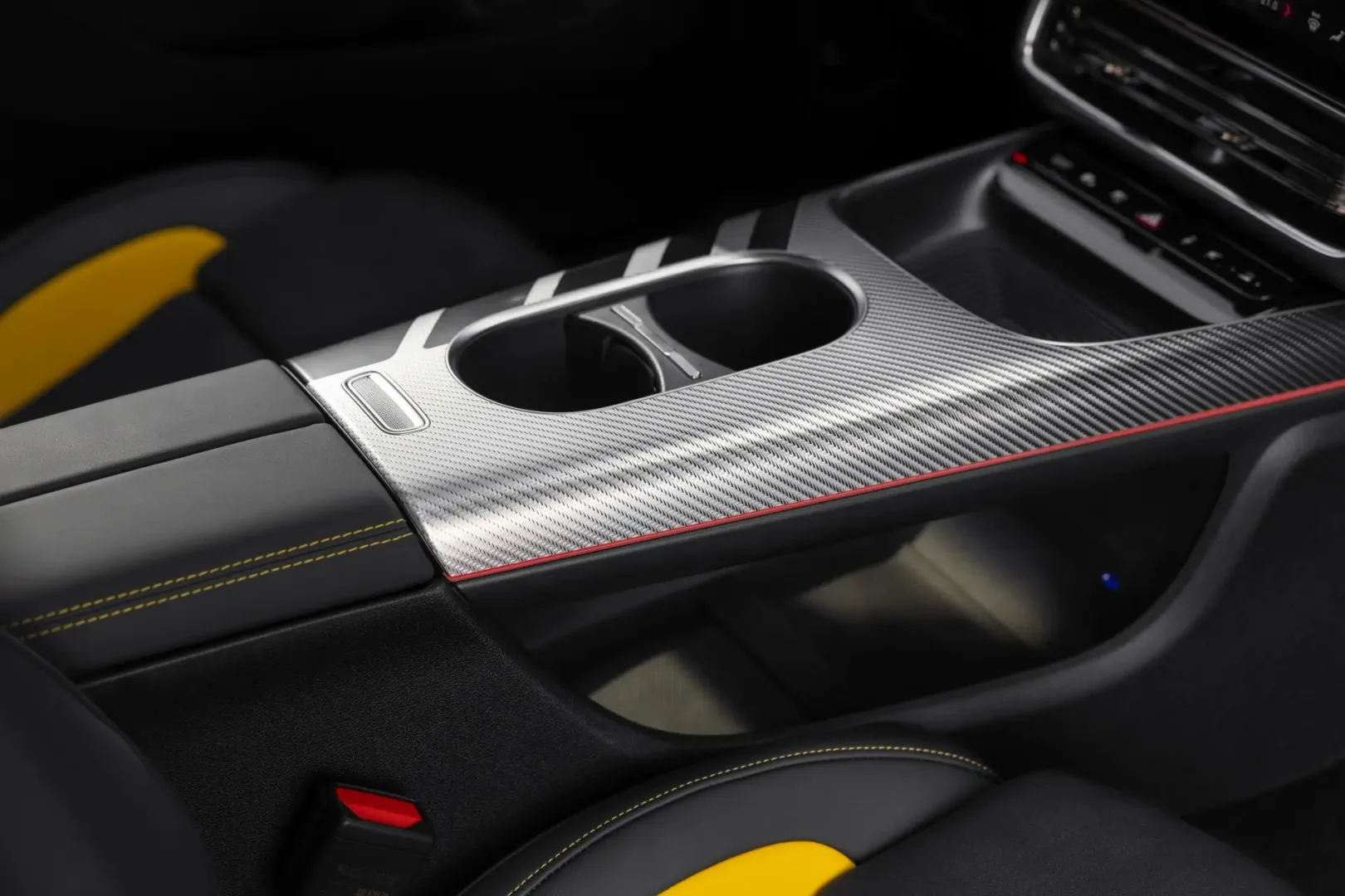 Mercedes-AMG CLA 45 4MATIC+. To EV udaje prawdziwe AMG Mercedes-AMG CLA 45 4MATIC+