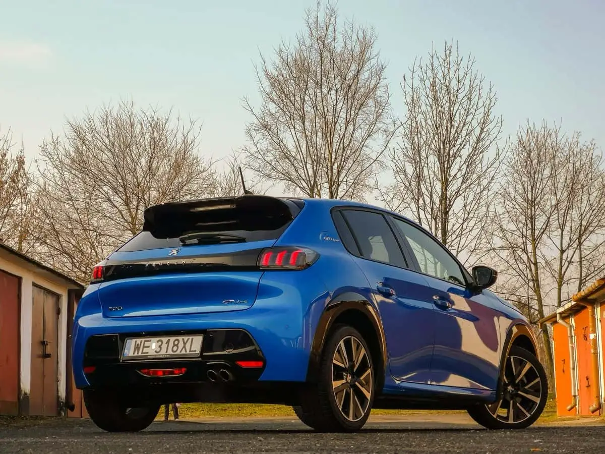 Peugeot 208 z benzyną po 2030 roku. Jest decyzja Peugeot 208