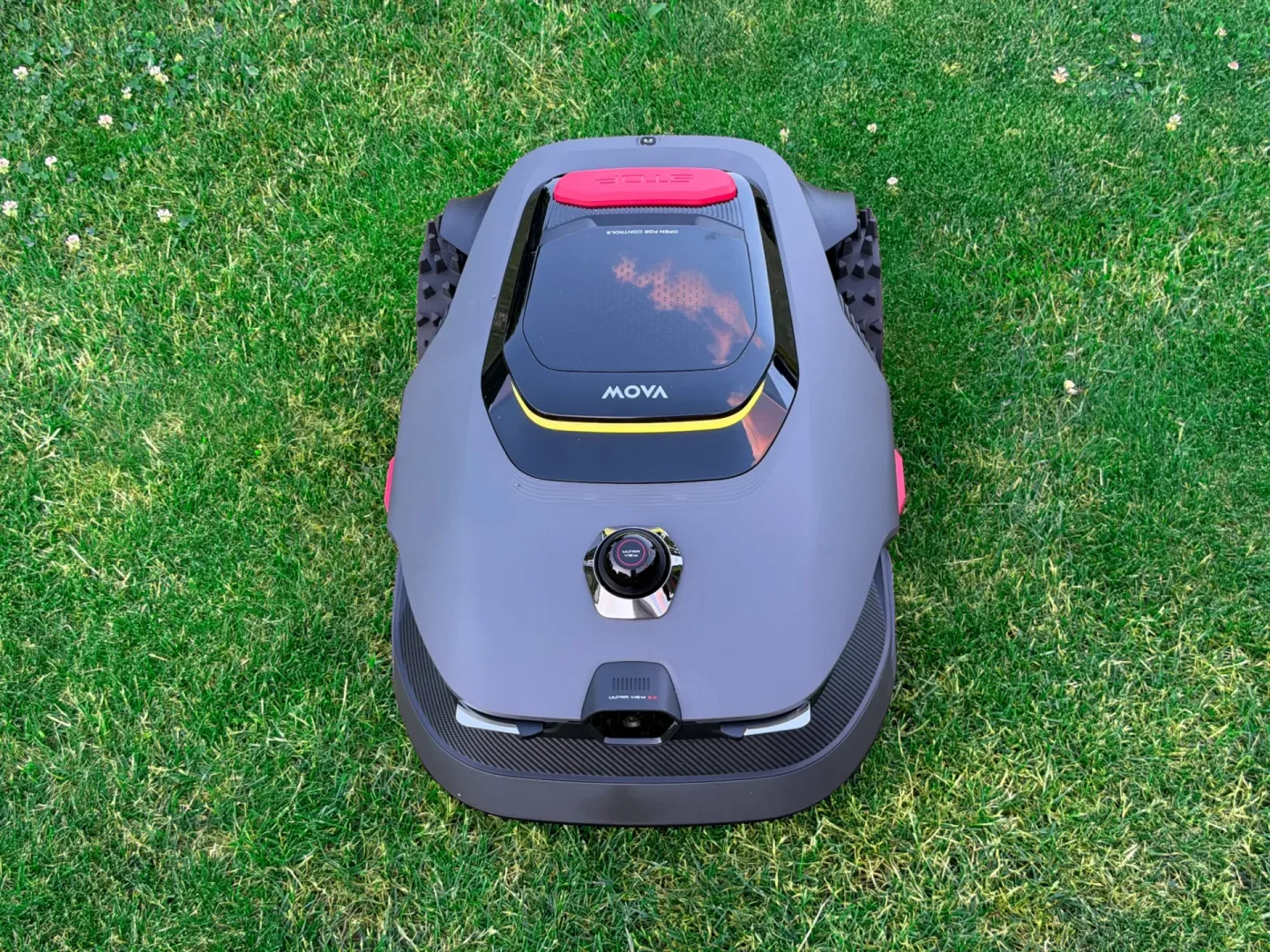 MOVA LiDAX Ultra 1600 kosi po cichu. Ty masz wolną sobotę Robot koszący MOVA LiDAX Ultra 1600