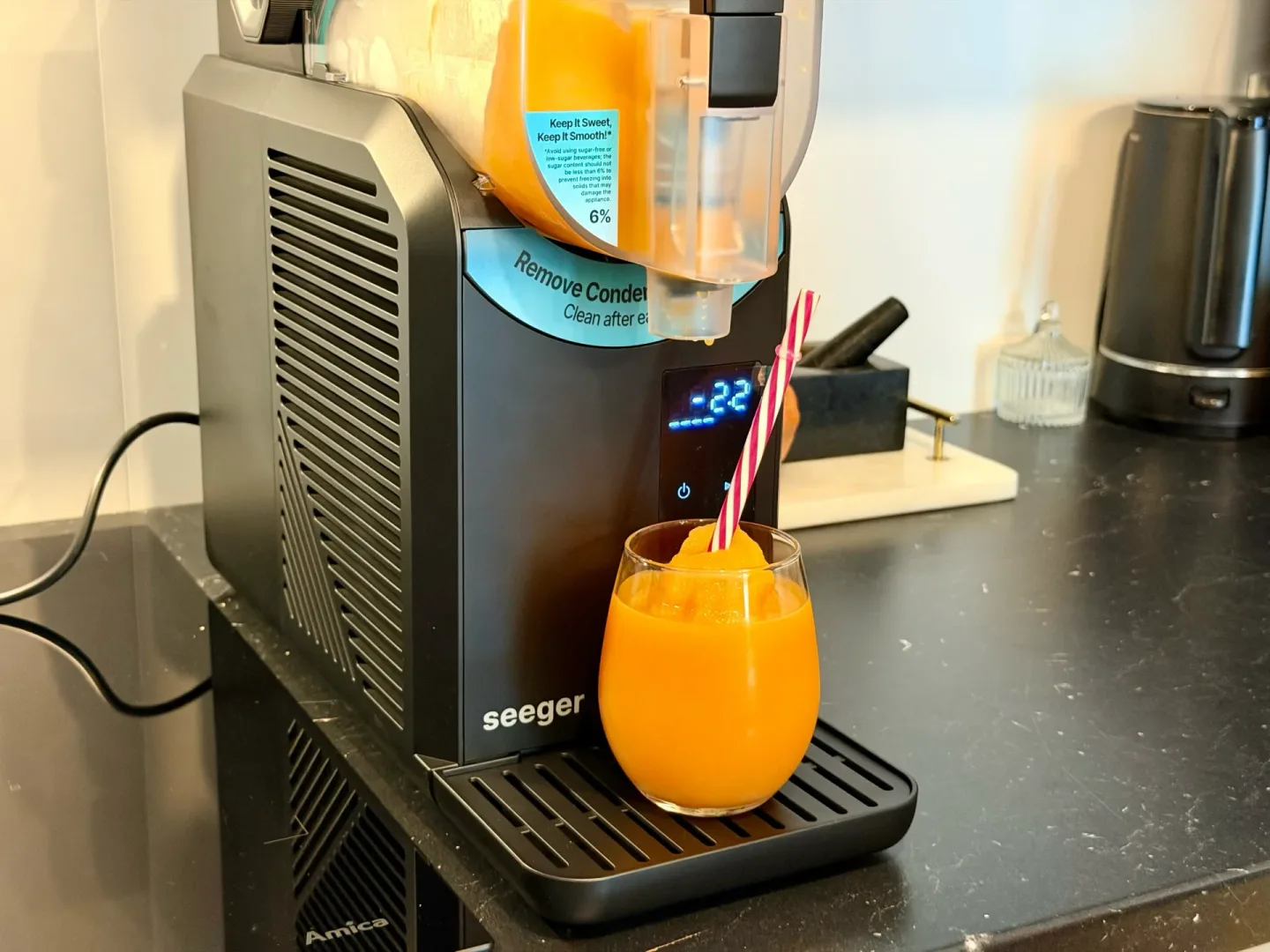 SEEGER Frozen Drink Maker SLFRZ1BK
