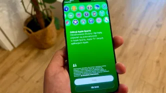 Aplikacja Apple Sports na smartfonie iPhone 17 Pro Max - Polska Ekstraklasa też tam trafi
