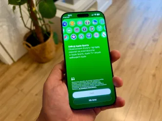 Aplikacja Apple Sports na smartfonie iPhone 17 Pro Max - Polska Ekstraklasa też tam trafi