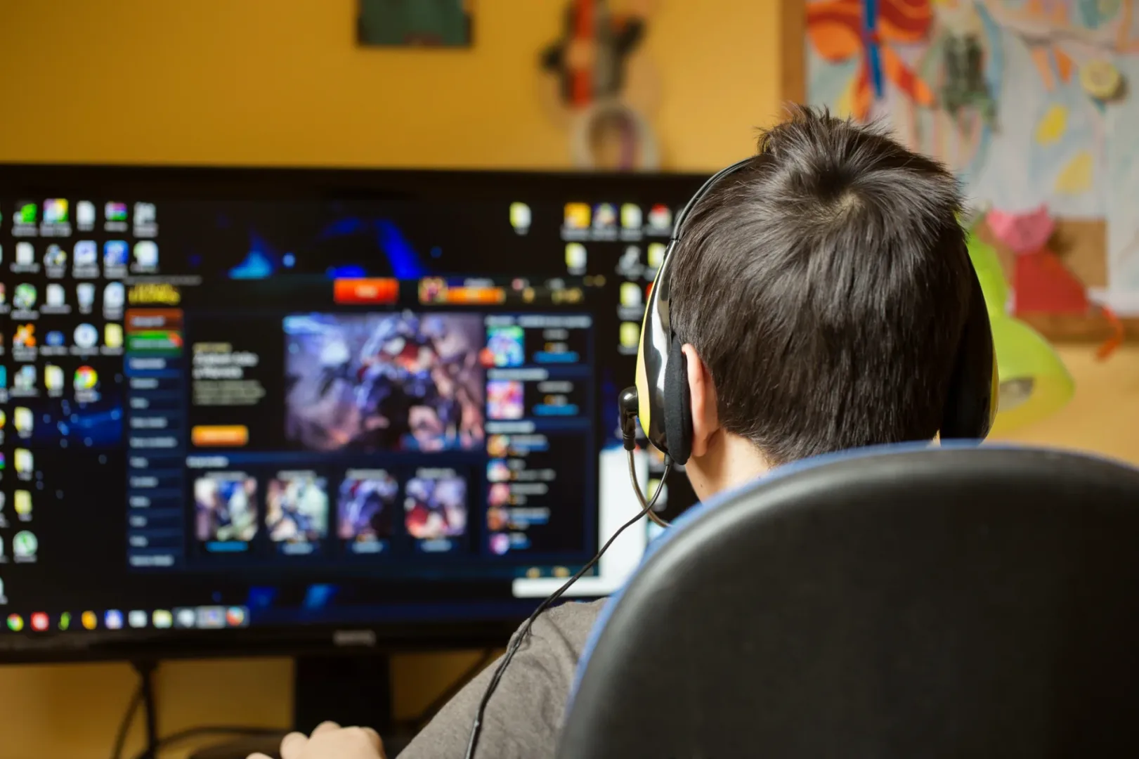 Monitor do pracy i gamingu – kiedy 240 Hz naprawdę robi różnicę? Jaki jest najlepszy monitor do pracy i gamingu?